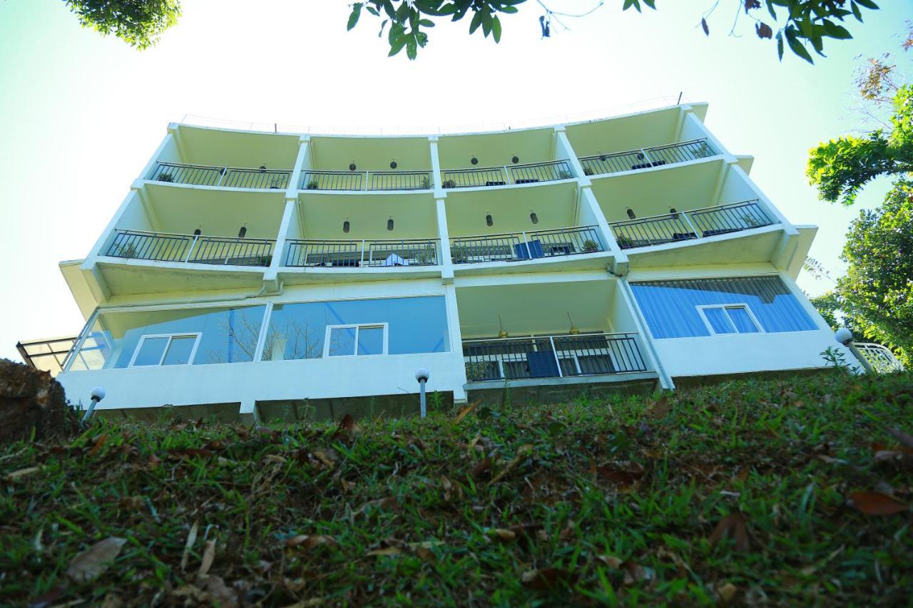 Hotel Palmtree Leaf, Munnar Exterior foto
